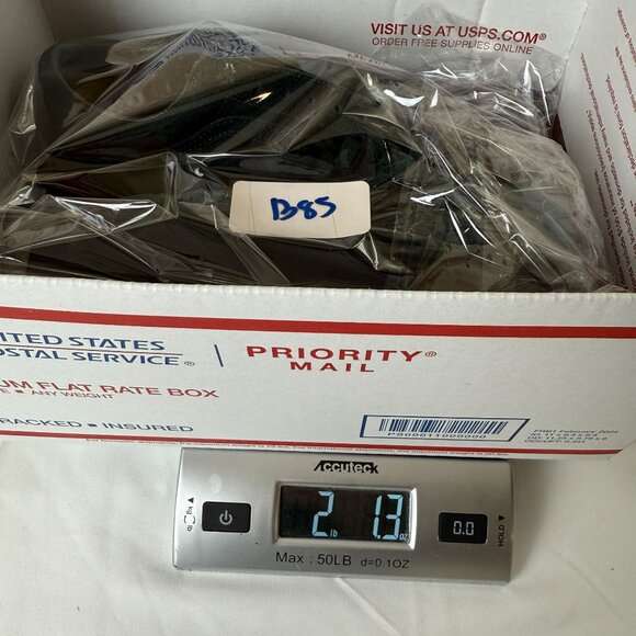 Vans Old Skool Suede Low Top Sneakers  Skateboarding Shoes Men 5.5 Women 7 NWOB - Picture 7 of 7